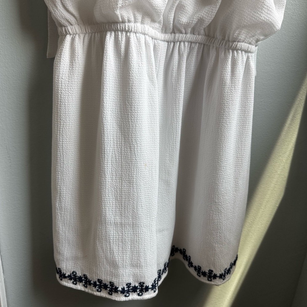 White
Romper - Picture 3 of 5